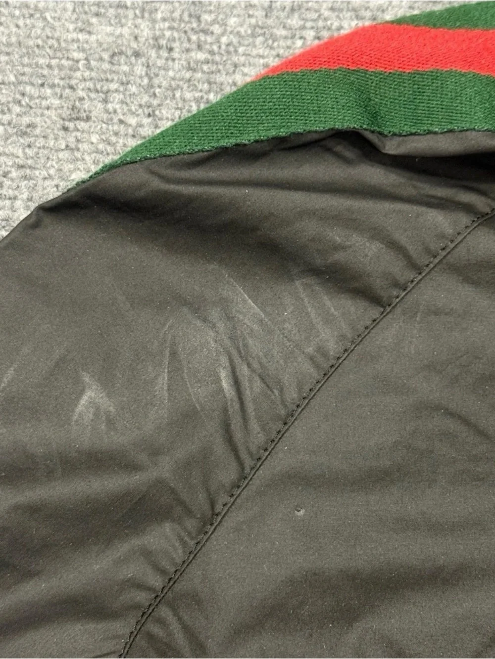 Gucci pre owned